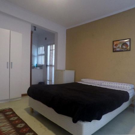 Sarmiento Monoambiente Apartment กองกอร์เดีย ภายนอก รูปภาพ